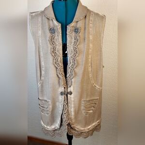 Creation L- Beige toned vest with lace, 100% cotton, size 16